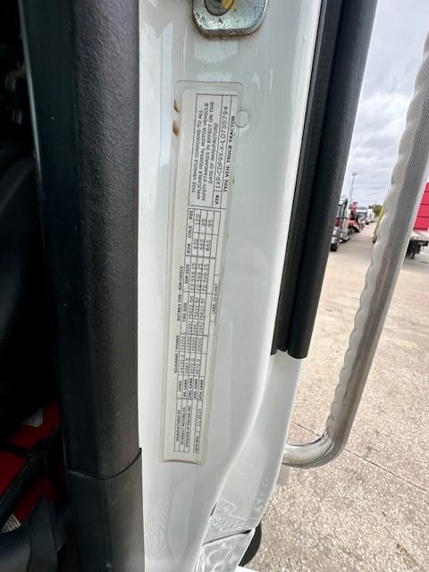 2020 Peterbilt 567-17