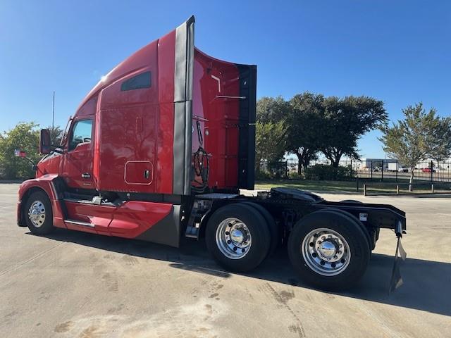 2024 Kenworth T680-4