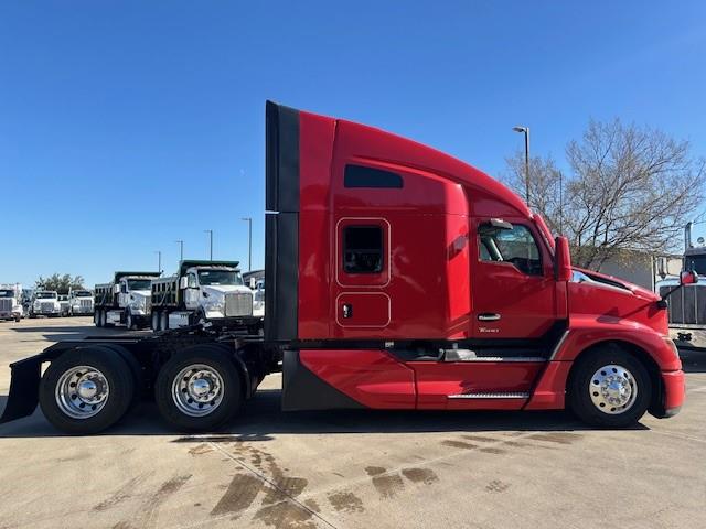 2024 Kenworth T680-8