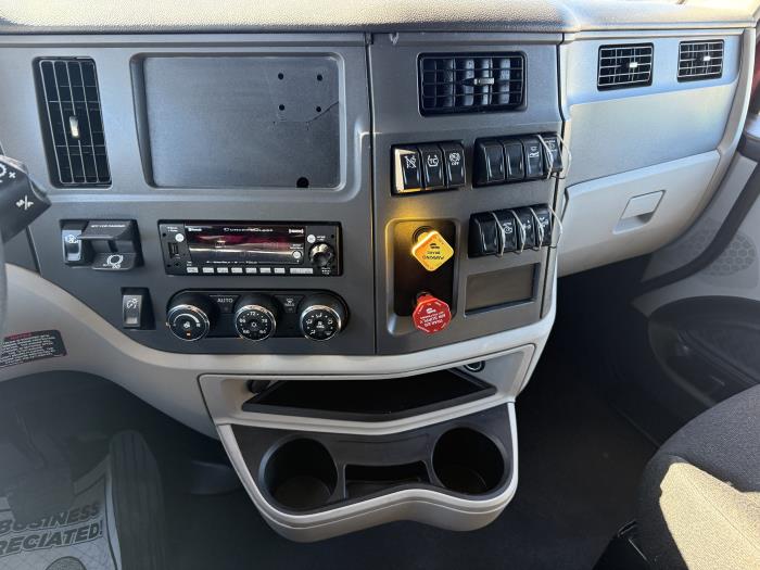 2022 Peterbilt 579-2