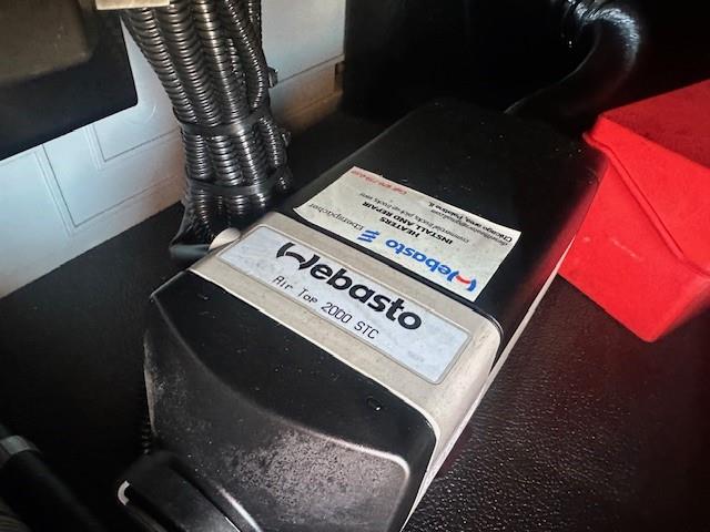 2024 Kenworth T680-19