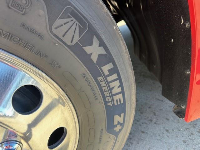 2024 Kenworth T680-25