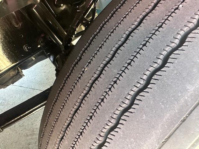 2024 Kenworth T680-26