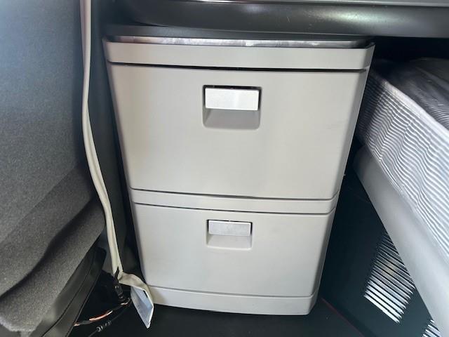 2024 Kenworth T680-35