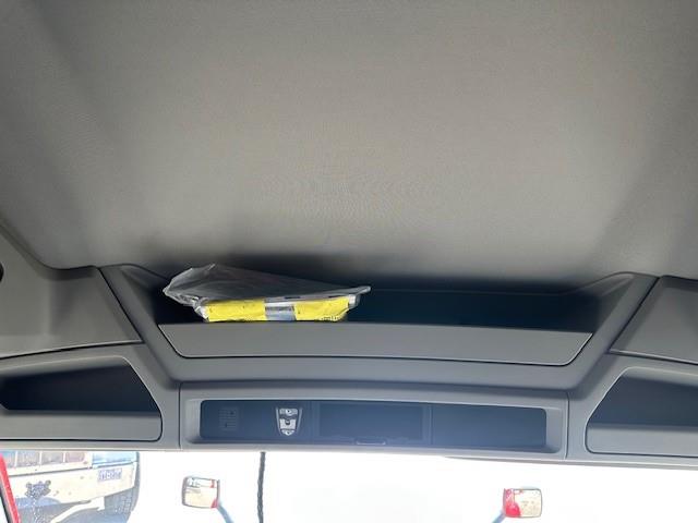 2024 Kenworth T680-39