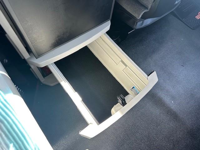 2024 Kenworth T680-48