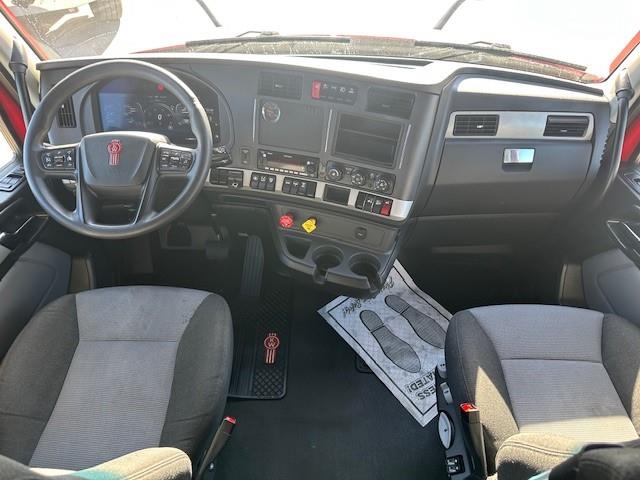 2024 Kenworth T680-51