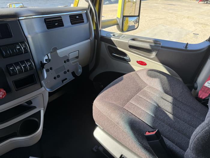2024 Peterbilt 579-6