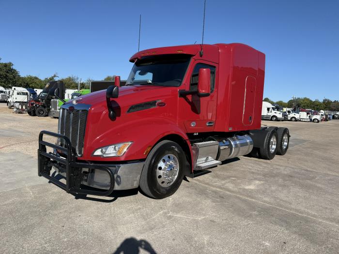 2022 Peterbilt 579-13