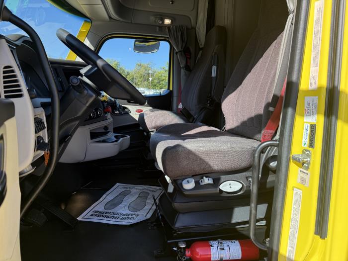 2024 Peterbilt 579-16