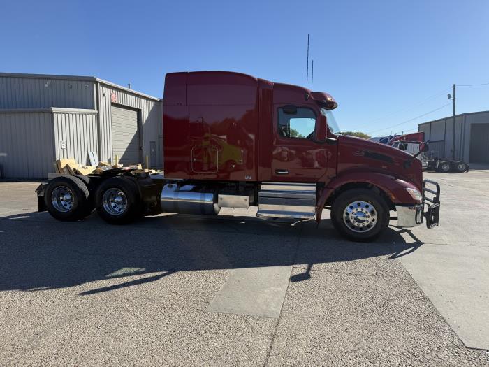 2022 Peterbilt 579-23