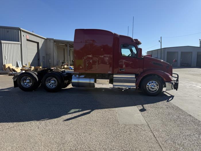 2022 Peterbilt 579-24
