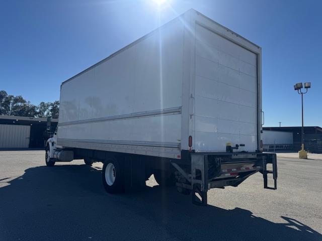 2019 International 4300-8