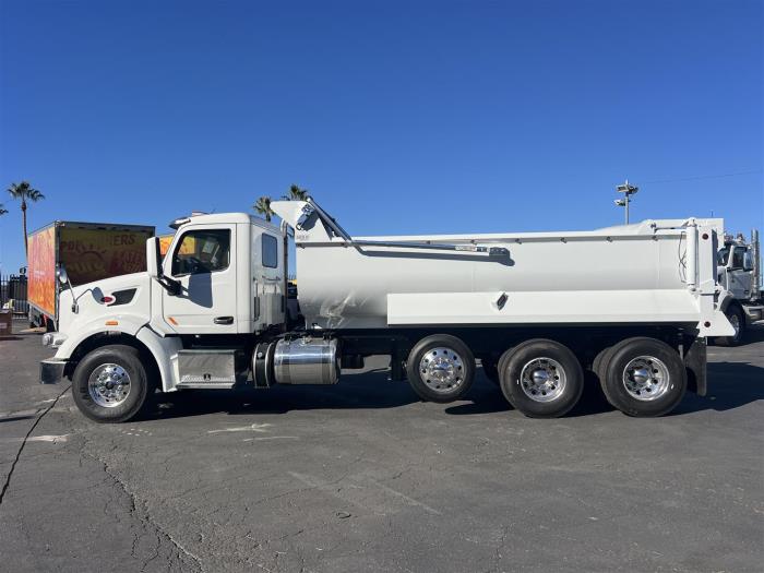 2020 Peterbilt 567-21