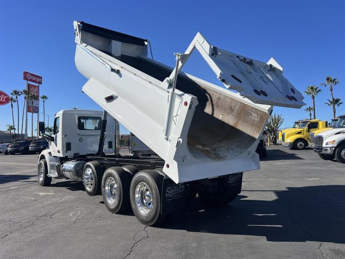 2020 Peterbilt 567-29