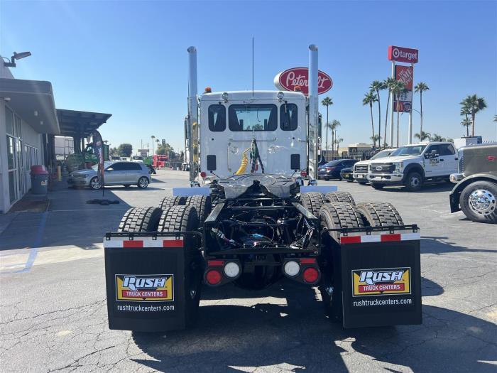 2026 Peterbilt 589-4