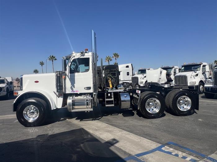 2026 Peterbilt 567-6