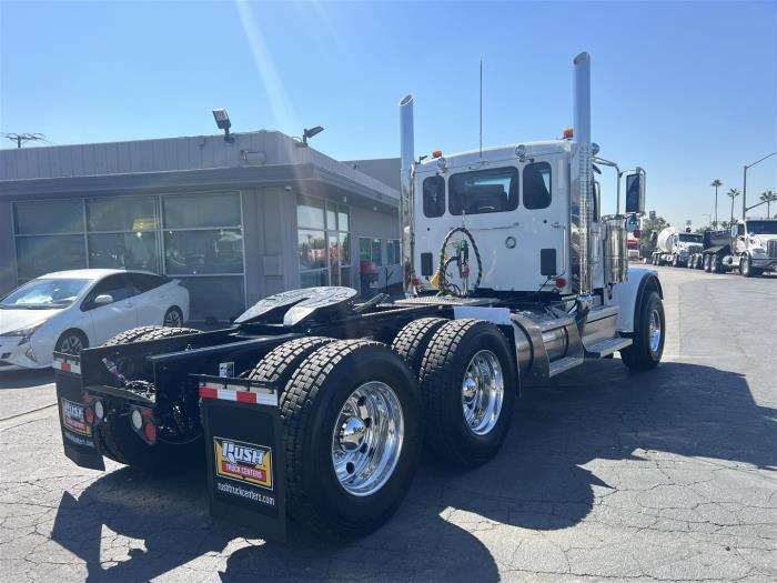 2026 Peterbilt 567-11
