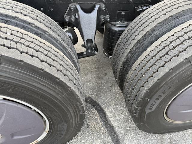 2022 International LT625-11