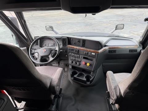 2022 International LT625-3