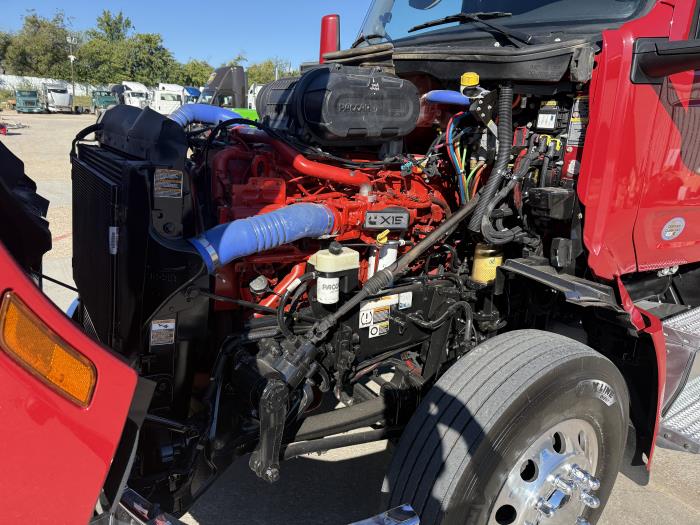 2022 Peterbilt 579-27