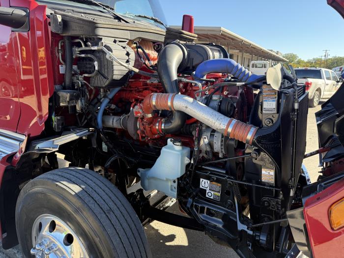 2022 Peterbilt 579-28