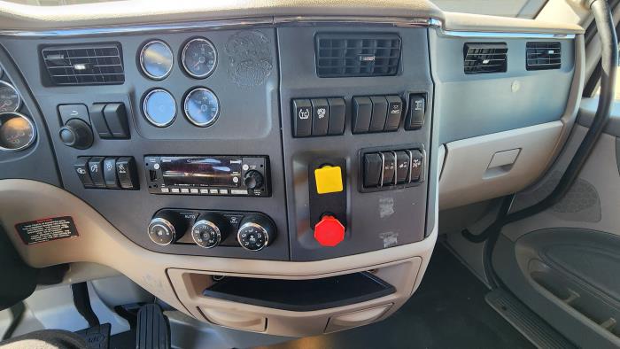 2022 Peterbilt 579-20