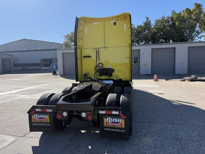 2024 Peterbilt 579-38