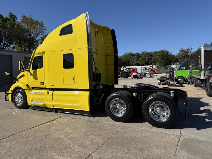 2024 Peterbilt 579-43