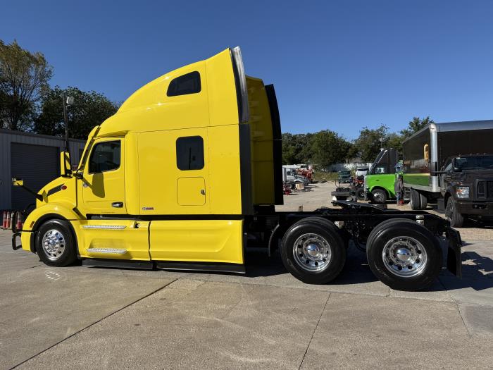 2024 Peterbilt 579-44