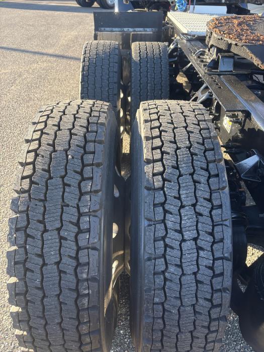 2022 Peterbilt 579-21