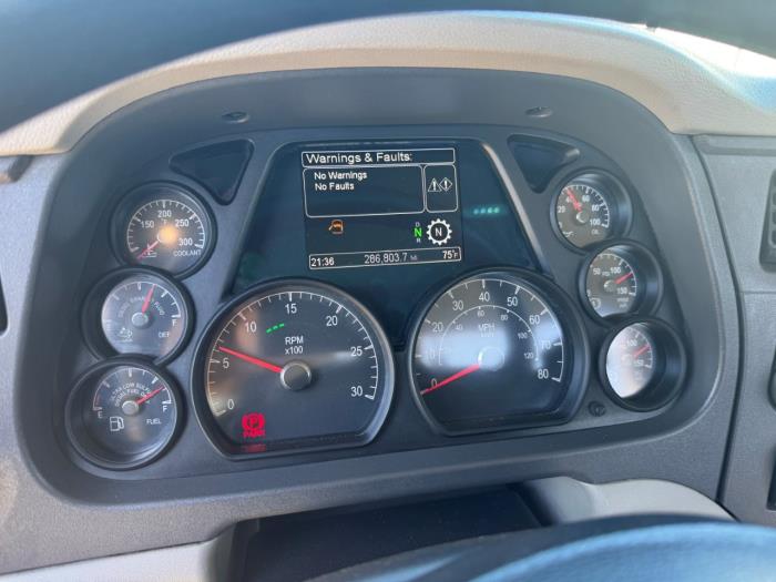 2020 Peterbilt 579-7