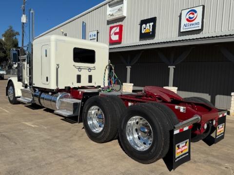 2026 Peterbilt 589-5