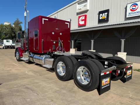 2026 Peterbilt 589-5