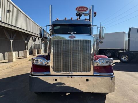 2026 Peterbilt 589-2