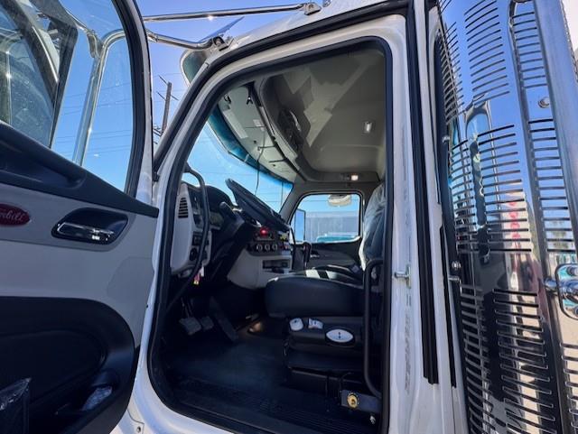2026 Peterbilt 589-13