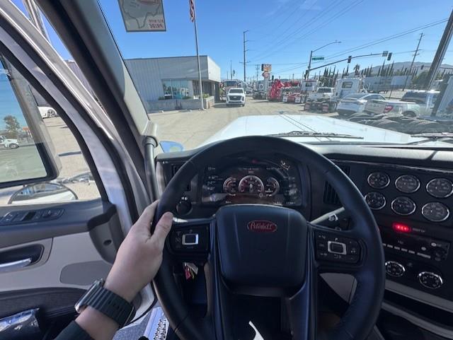 2026 Peterbilt 589-15