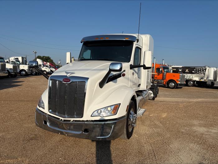 2024 Peterbilt 579-8