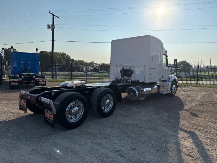2024 Peterbilt 579-9