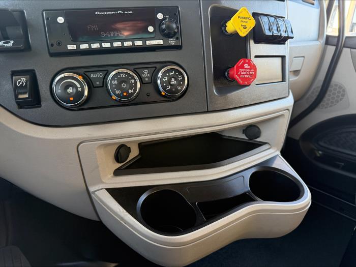 2024 Peterbilt 579-14