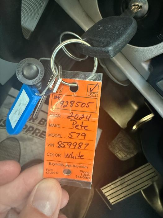 2024 Peterbilt 579-32