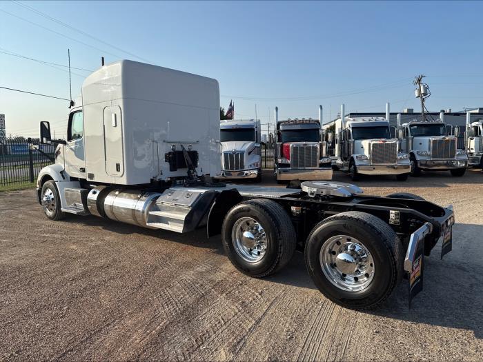 2024 Peterbilt 579-4