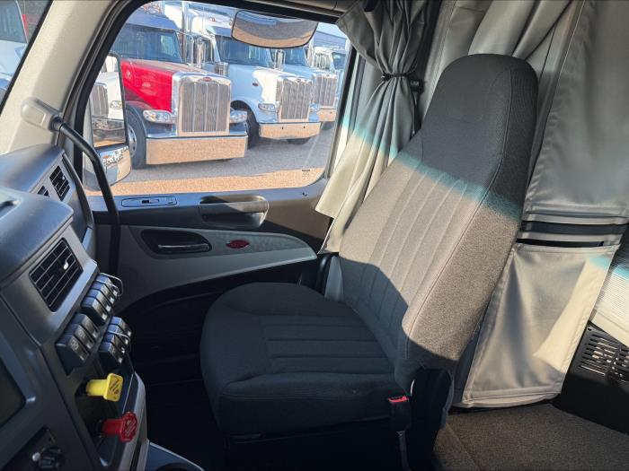 2024 Peterbilt 579-51