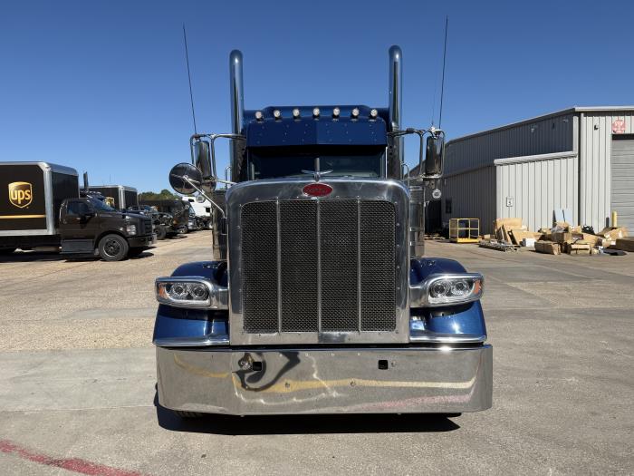 2024 Peterbilt 389-25