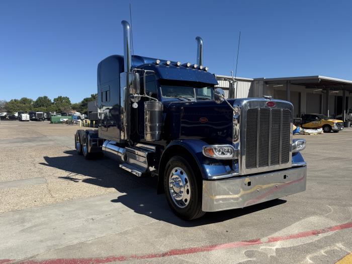 2024 Peterbilt 389-28