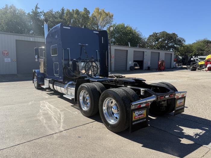 2024 Peterbilt 389-47