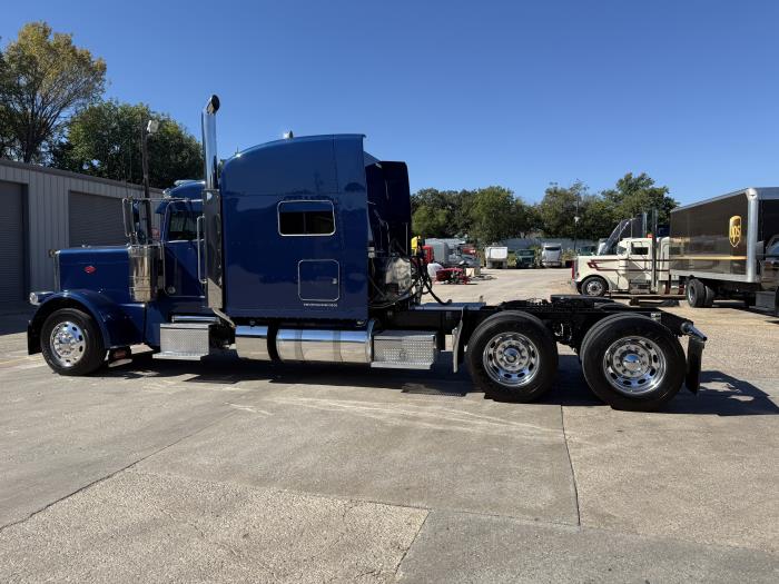 2024 Peterbilt 389-50