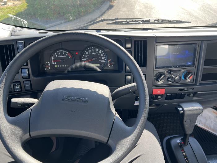 2025 Isuzu NPR-HD-11