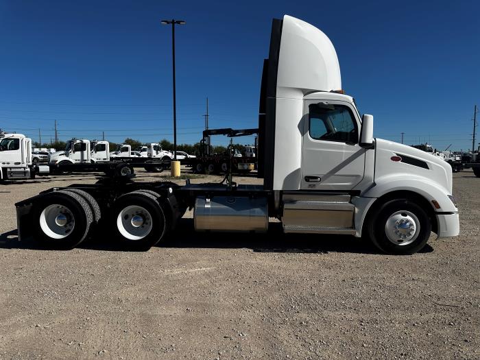 2025 Peterbilt 579-4