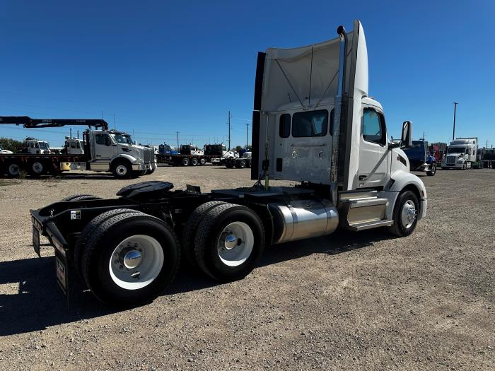 2025 Peterbilt 579-5